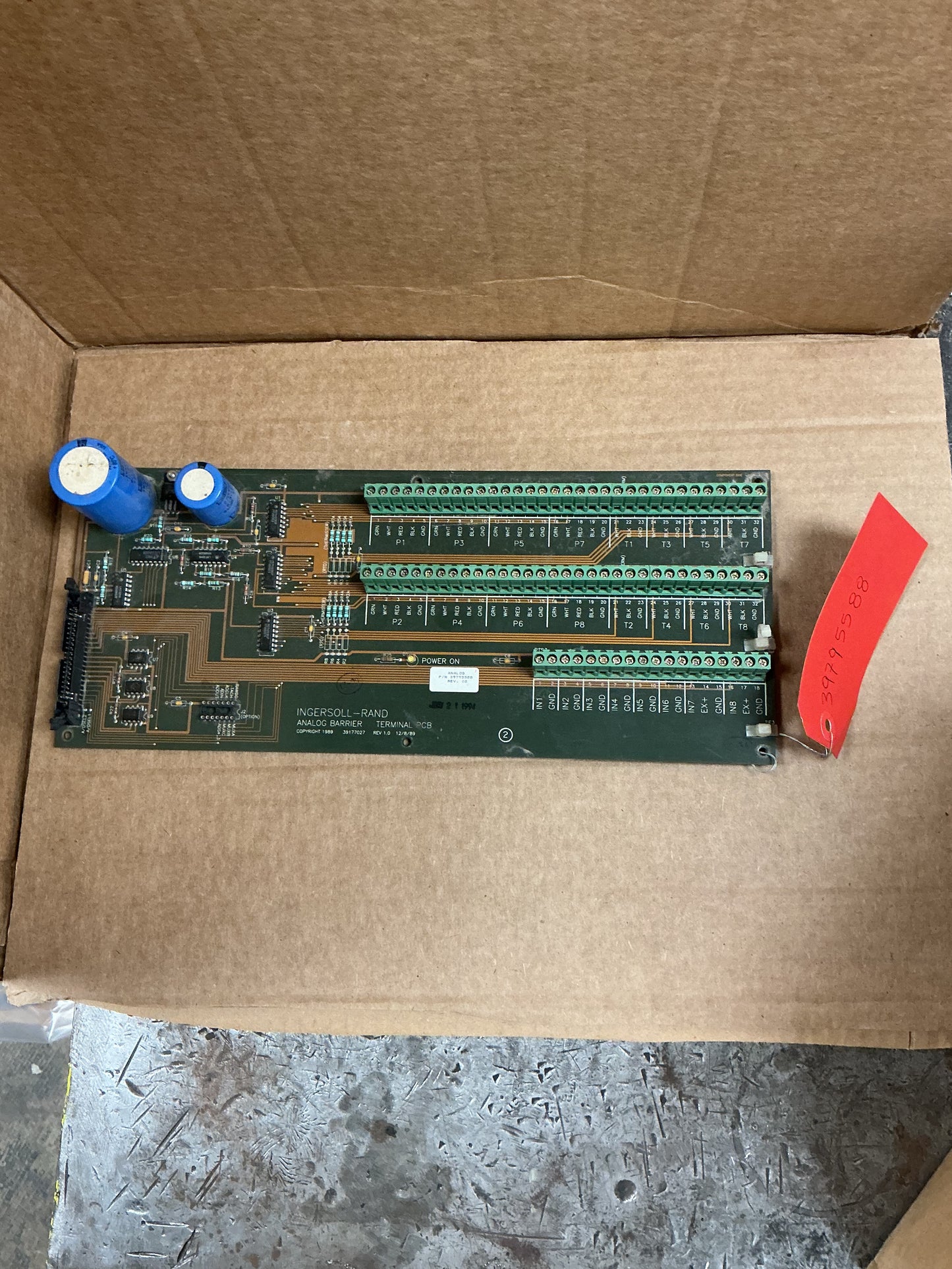 39795588 Analog Barrier Terminal