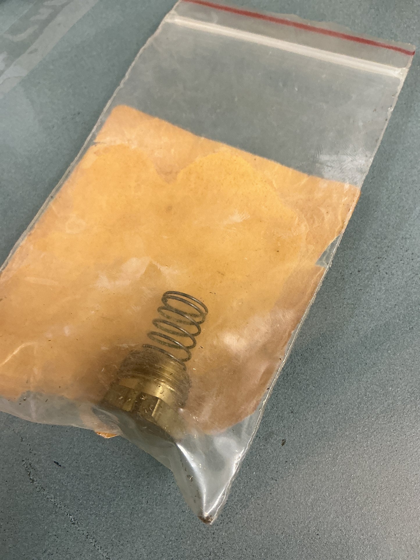 Spring spill valve